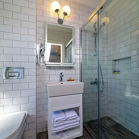 Mavi Beyaz Butik Datça